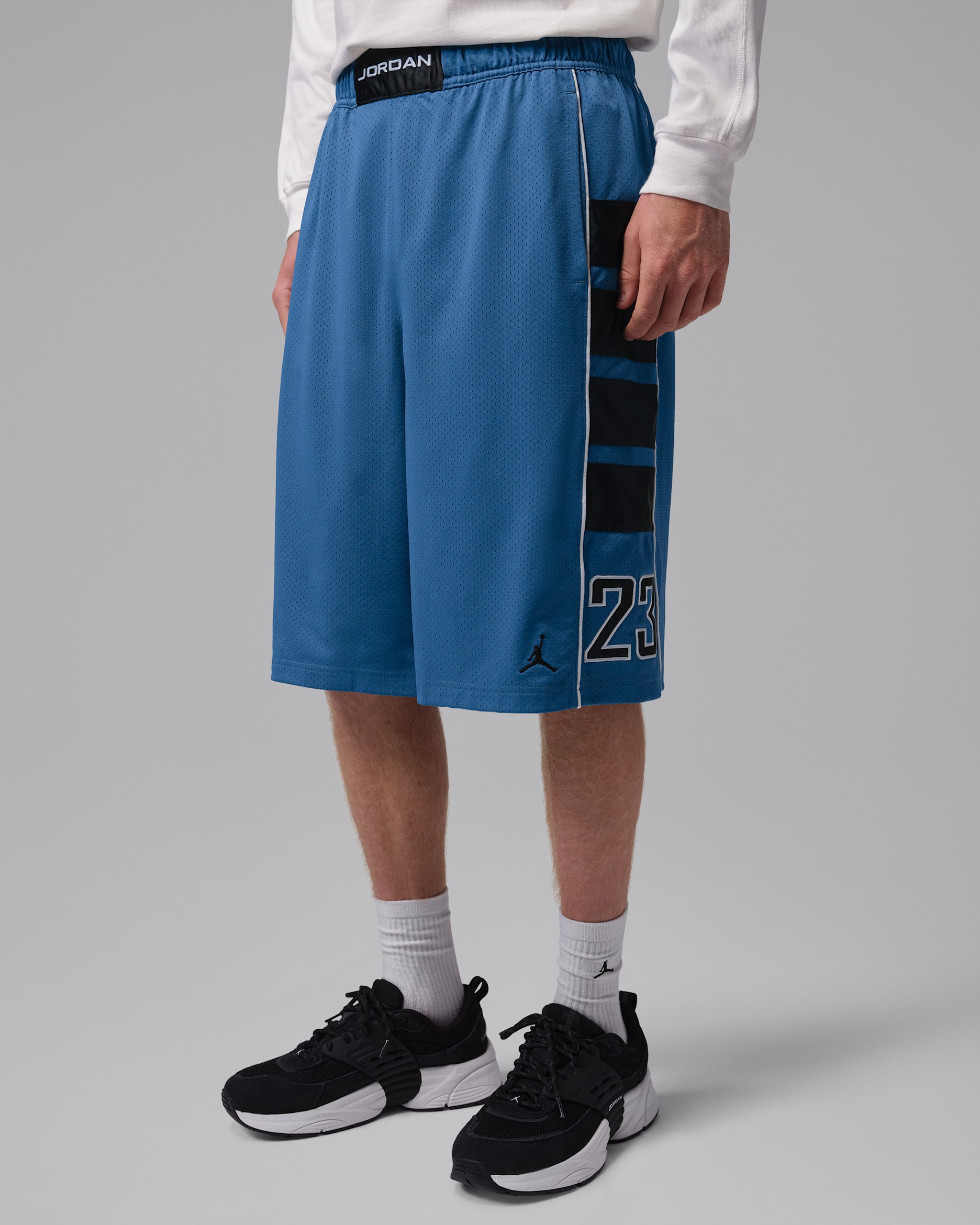 ナイキエアジョーダン Jordan Brooklyn Men's Mesh Cat Scratch Shorts. Nike LU